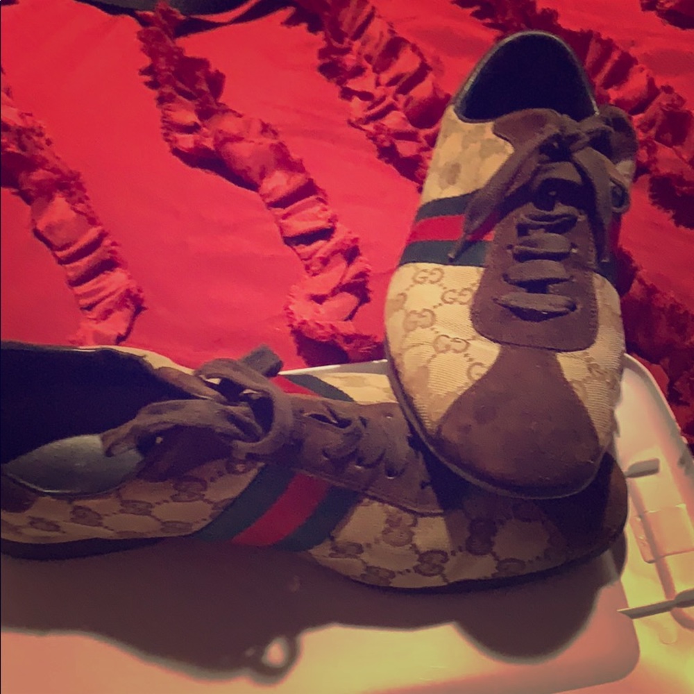 Women Gucci shoes